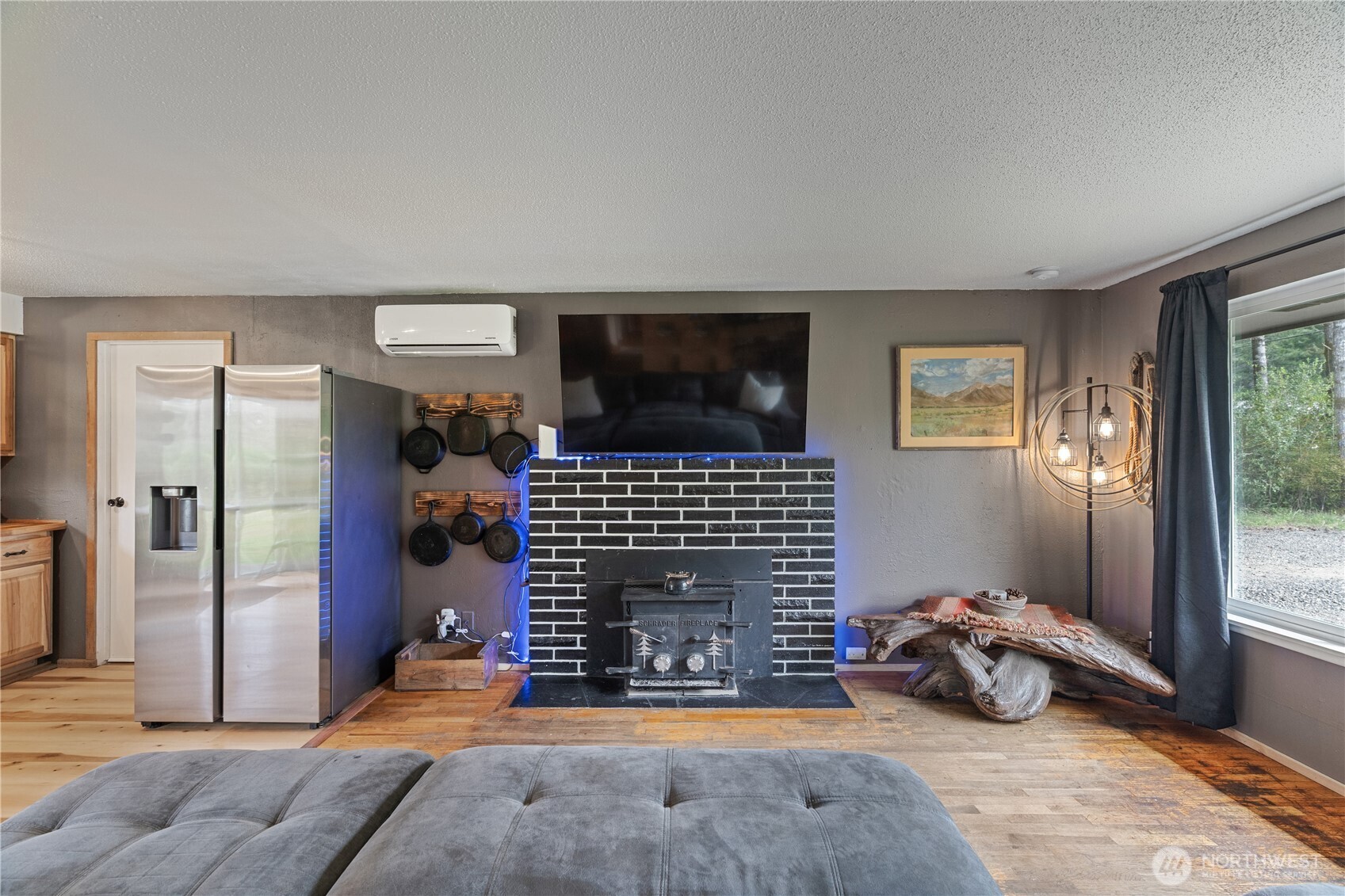 4653 Wishkah Road Aberdeen, WA 98520 - Photo 3 of 33