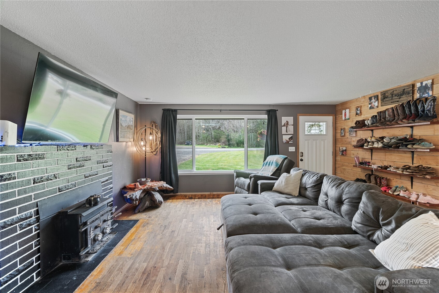 4653 Wishkah Road Aberdeen, WA 98520 - Photo 4 of 33