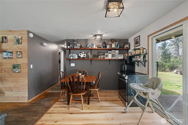 $365,000 | 4653 Wishkah Road, Aberdeen, WA 98520