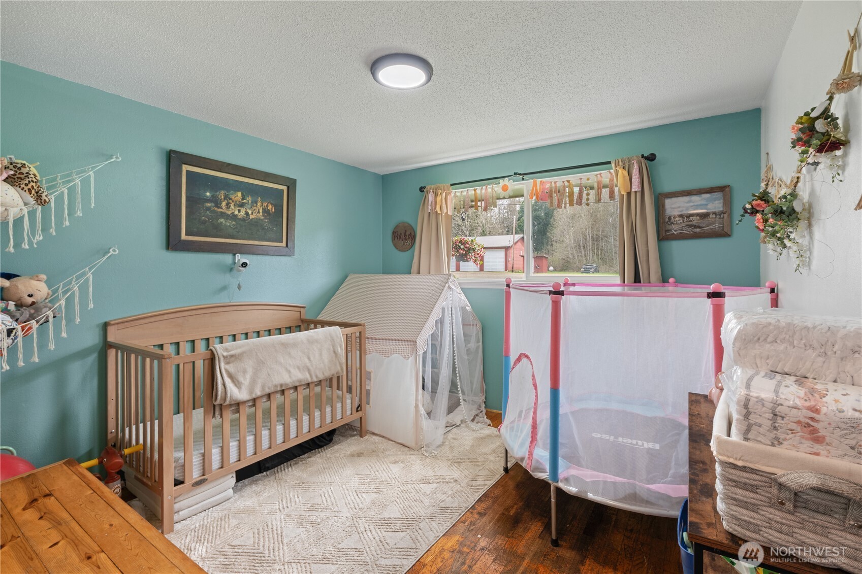 4653 Wishkah Road Aberdeen, WA 98520 - Photo 8 of 33