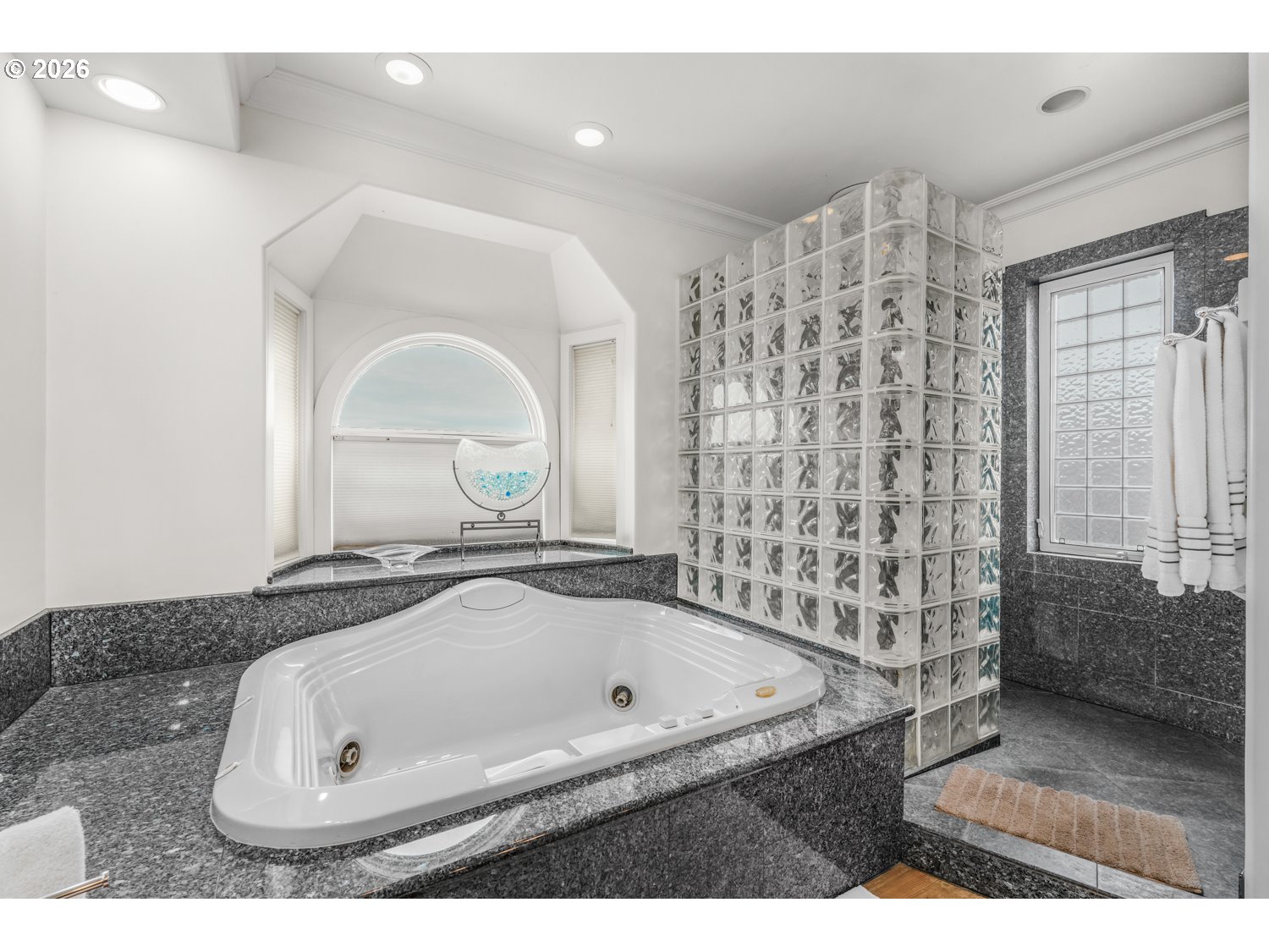 233 Southeast 4th Street Pendleton, OR 97801 - Photo 12 of 45