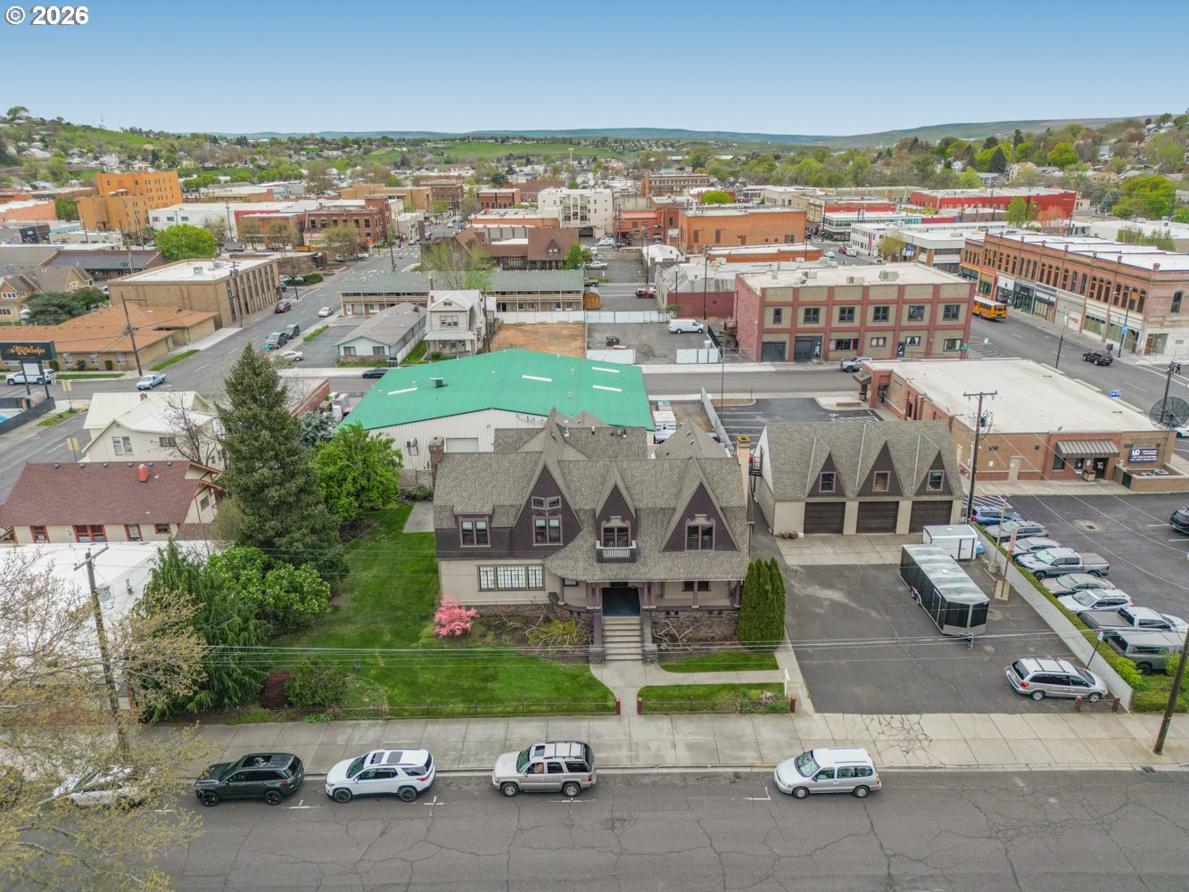 233 Southeast 4th Street Pendleton, OR 97801 - Photo 3 of 45