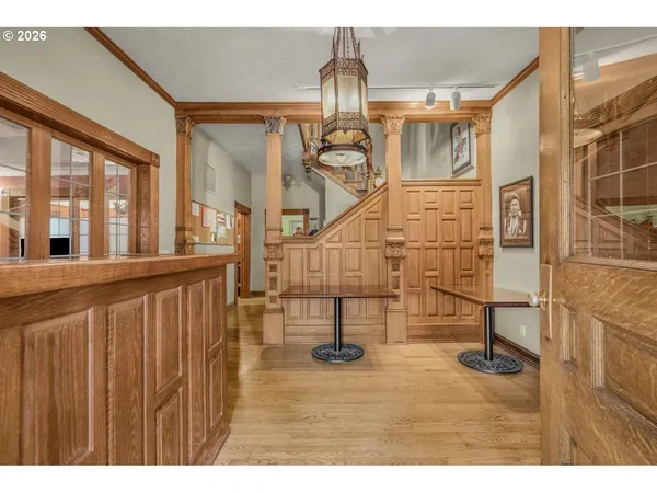 $950,000 | 233 Southeast 4th Street, Pendleton, OR 97801