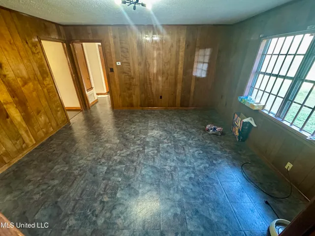 $89,000 | 1576 Wisteria Drive, Clarksdale, MS 38614