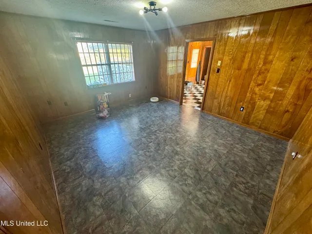 $89,000 | 1576 Wisteria Drive, Clarksdale, MS 38614