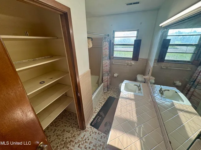 $89,000 | 1576 Wisteria Drive, Clarksdale, MS 38614