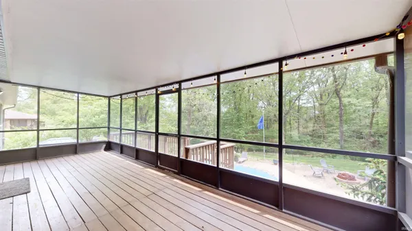 $449,900 | 6799 County Road 554 South, Newburgh, IN 47630