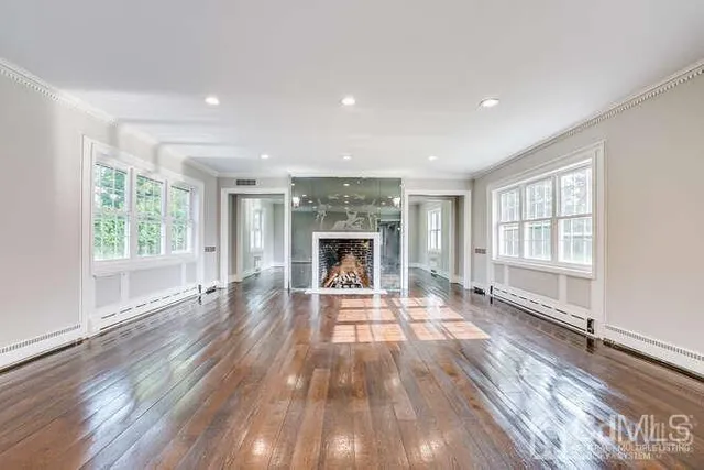 $5,200 | 55 Devon Road, Unit B, Colonia, NJ 07067