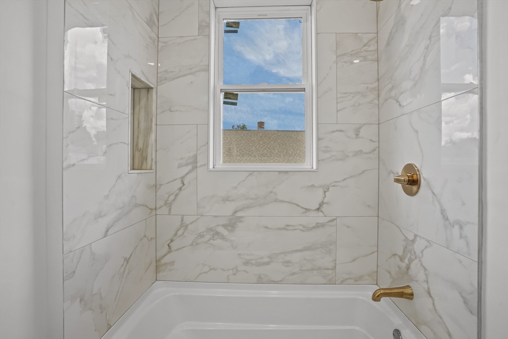 24 Cottage Street Taunton, MA 02780 - Photo 31 of 41