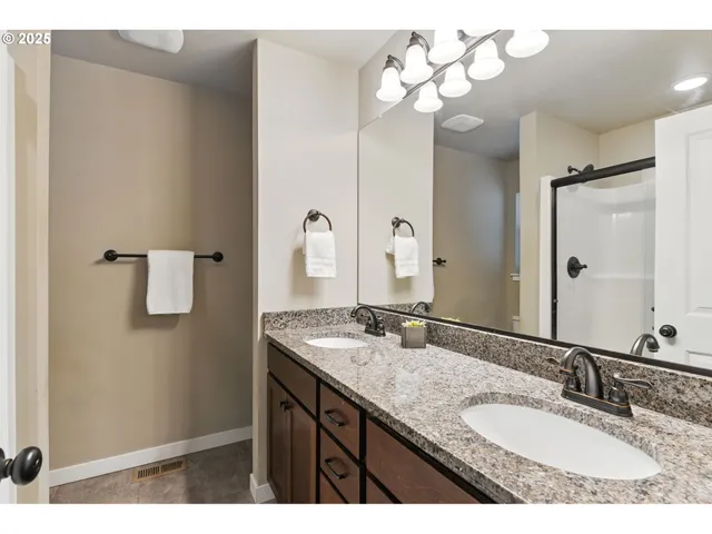 $489,999 | 1064 Necarney Avenue, Rockaway Beach, OR 97136