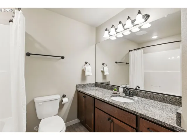 $489,999 | 1064 Necarney Avenue, Rockaway Beach, OR 97136