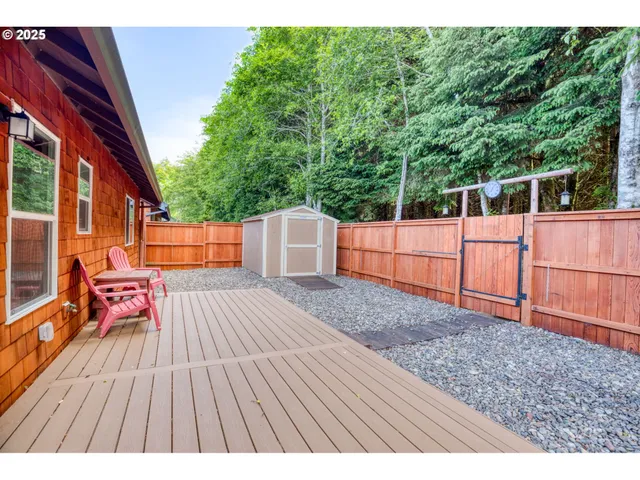 $489,999 | 1064 Necarney Avenue, Rockaway Beach, OR 97136