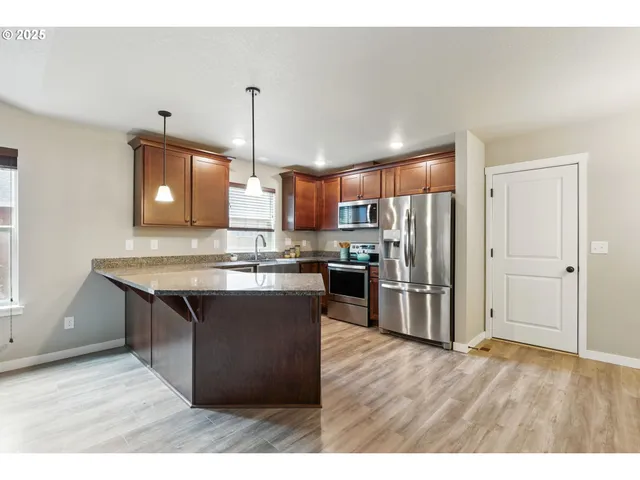 $489,999 | 1064 Necarney Avenue, Rockaway Beach, OR 97136