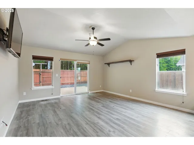 $489,999 | 1064 Necarney Avenue, Rockaway Beach, OR 97136