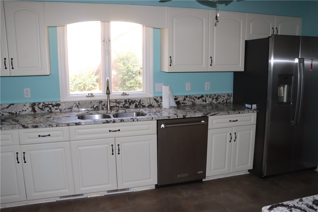 102 Holly Ridge Drive Anderson, SC 29621 - Photo 5 of 25 Gallery Image 5