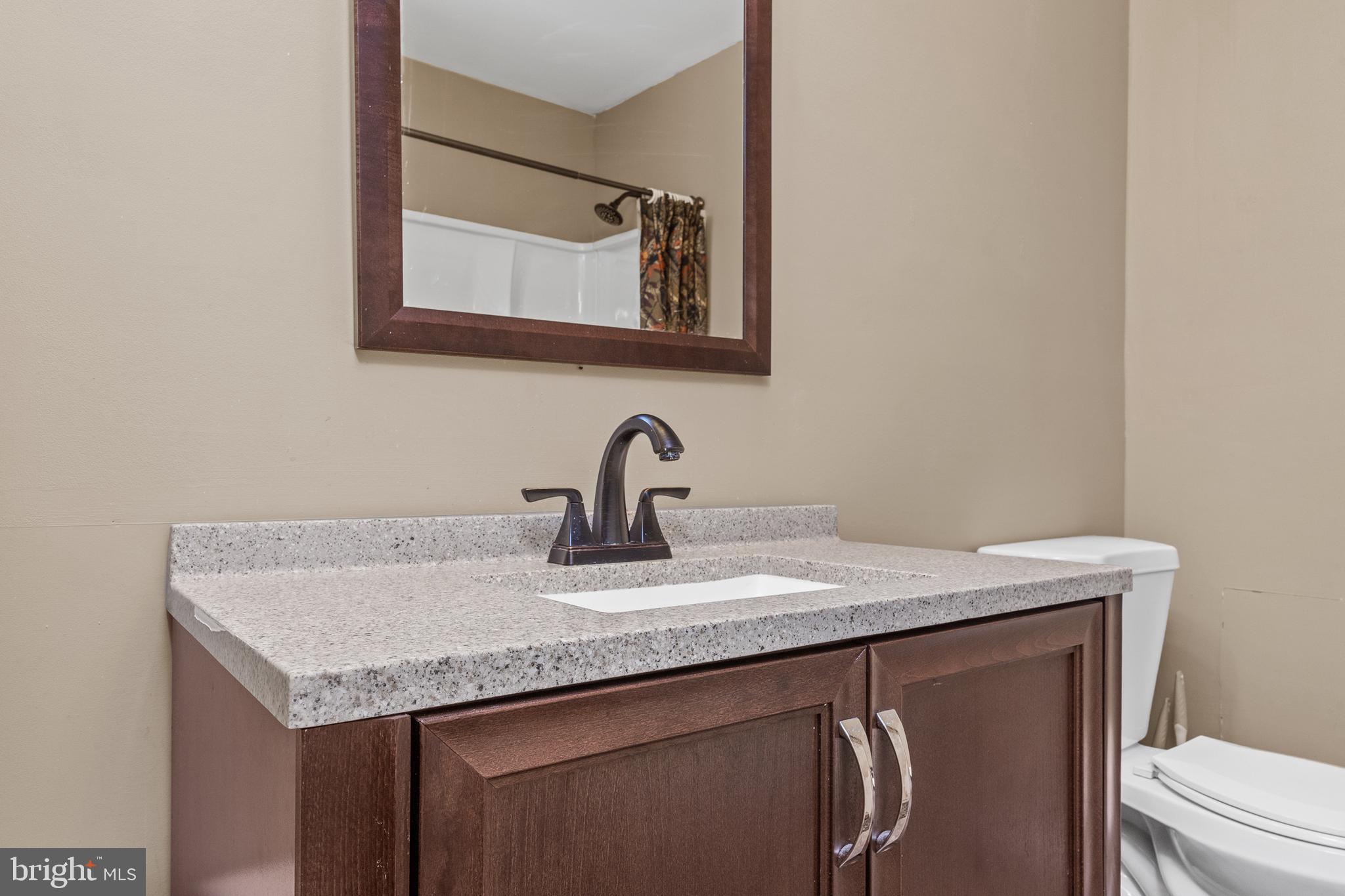 601 Junction Road Browns Mills, NJ 08015 - Photo 15 of 28 Hallway full bathroom