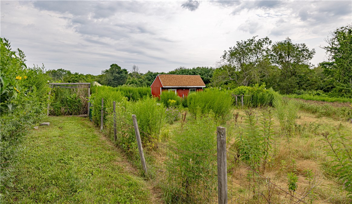 93 Moosup Valley Road Foster, RI 02825 - Photo 16 of 37