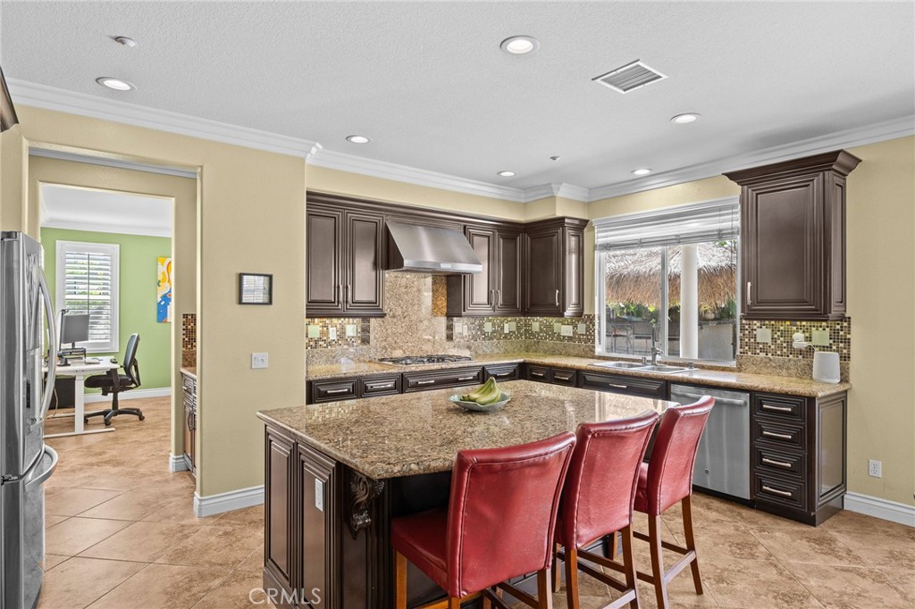 9509 Kings Court Riverside, CA 92508 - Photo 22 of 73