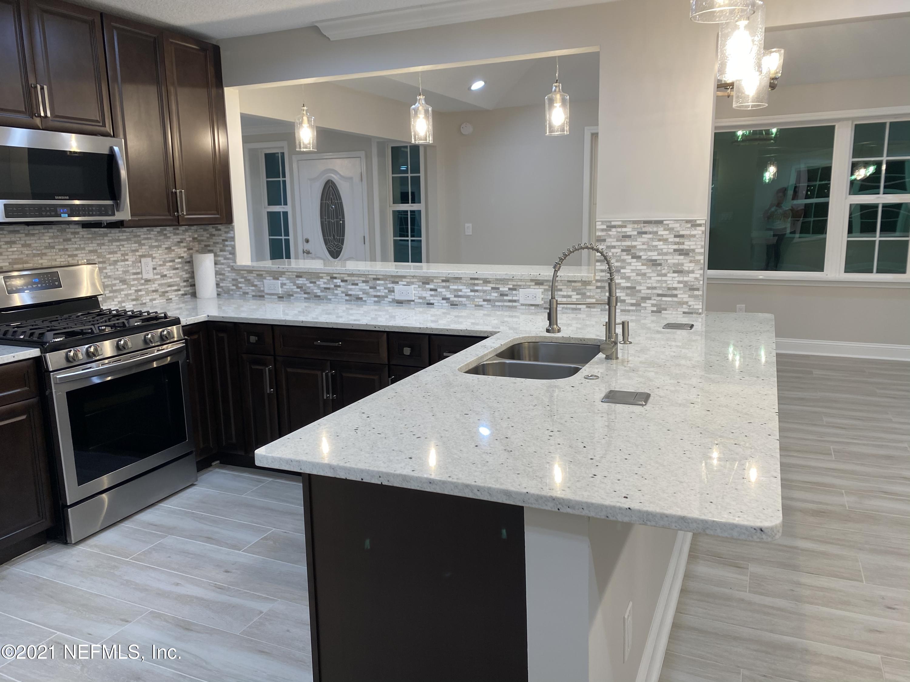 9709 Lily Road Jacksonville, FL 32246 - Photo 11 of 60 11