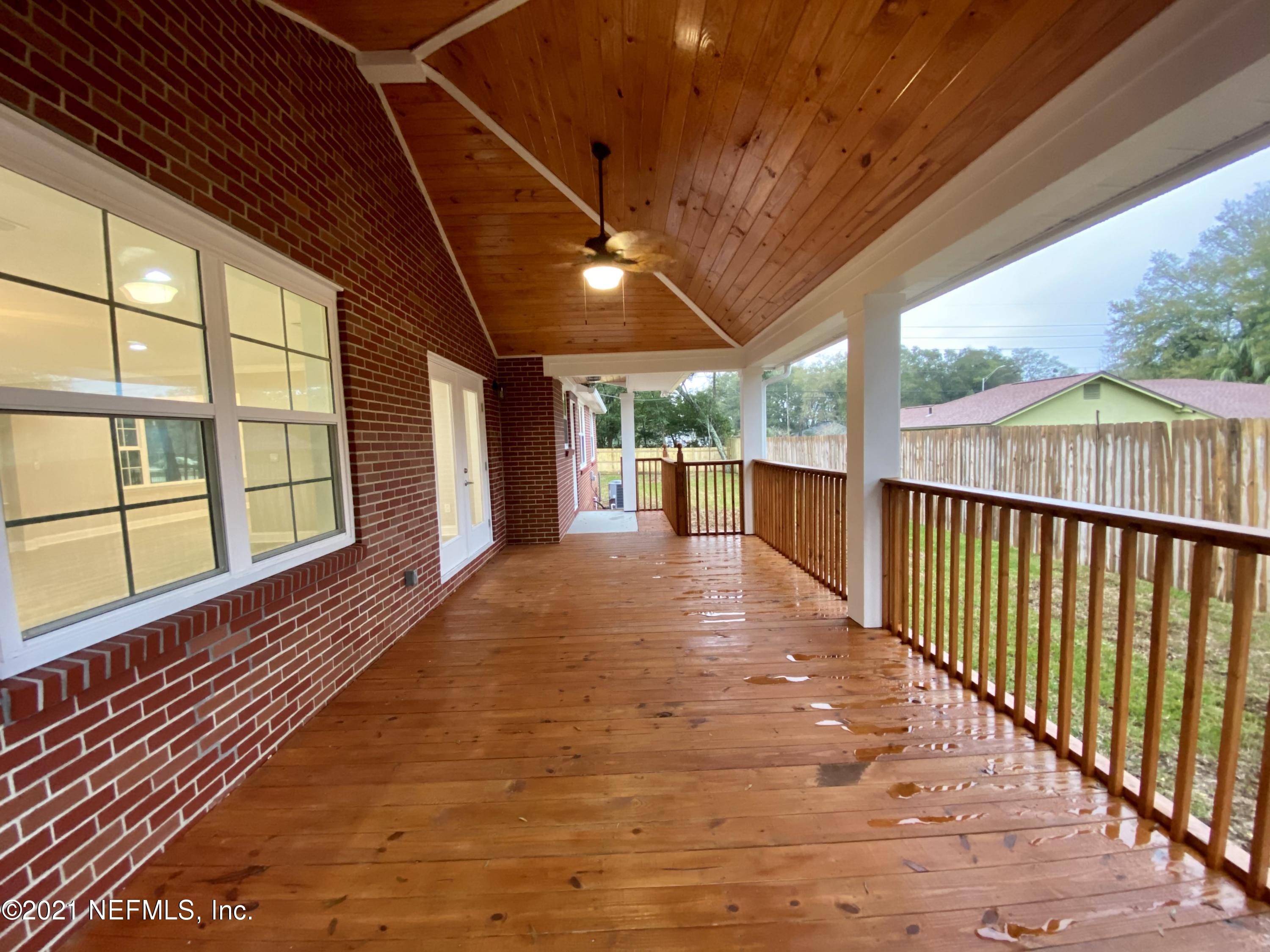 9709 Lily Road Jacksonville, FL 32246 - Photo 43 of 60 a view of a balcony