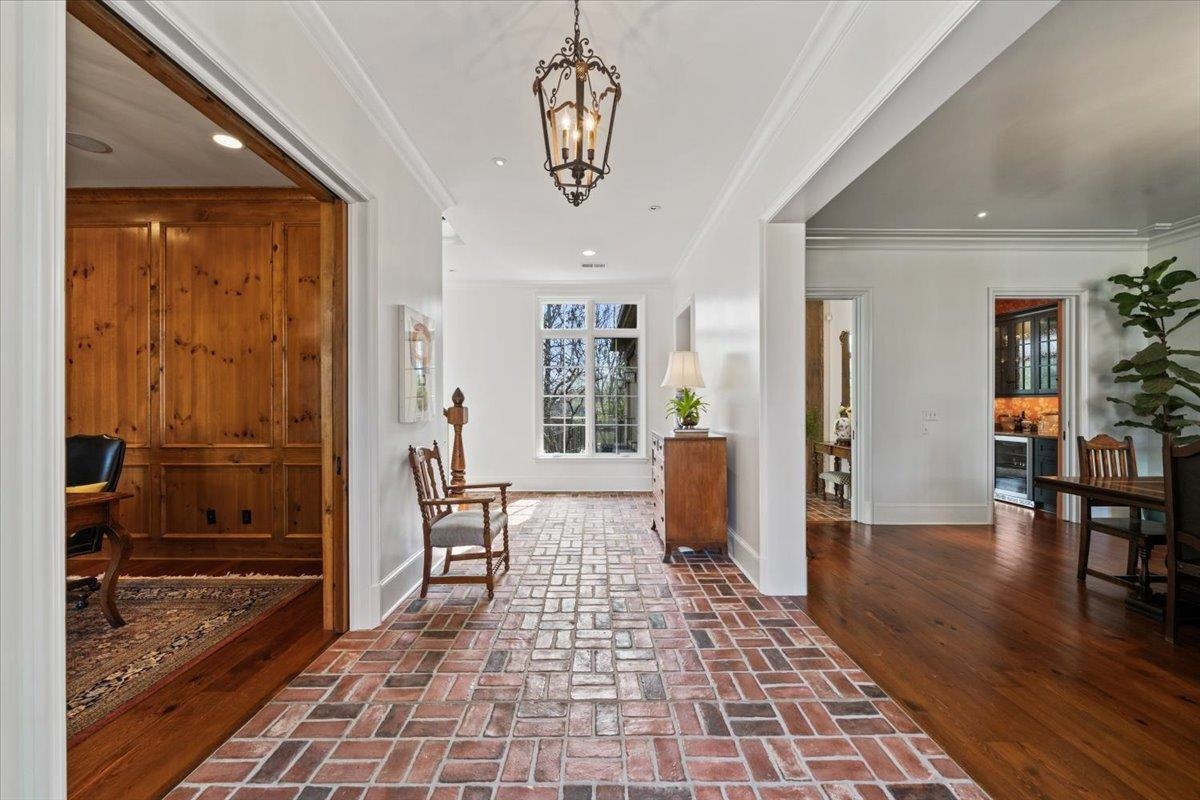 4565 Normandy Road Memphis, TN 38117 - Photo 3 of 40