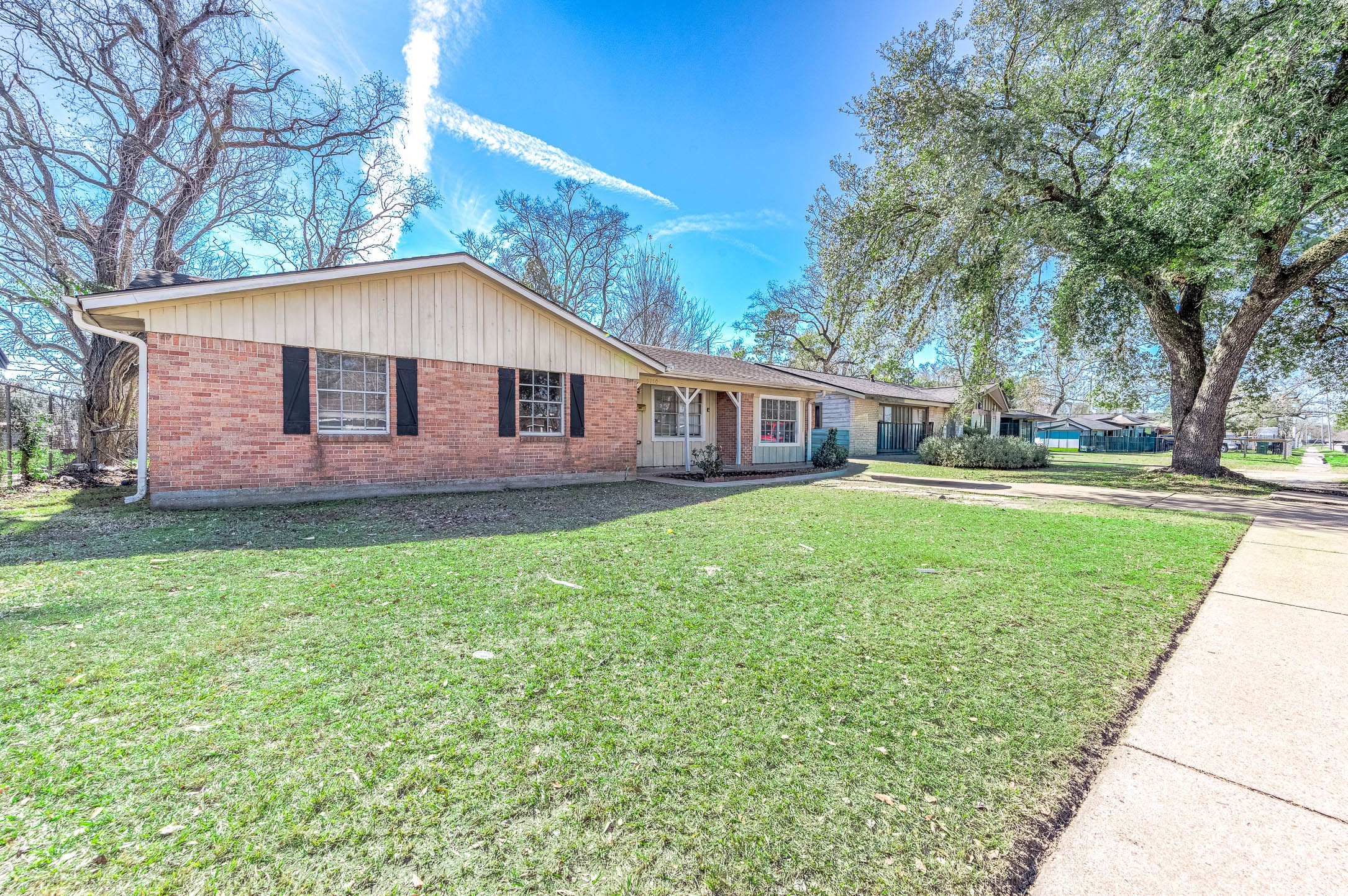 6110 Guadalupe Street Houston, TX 77016 - Photo 23 of 24 a view of a yard in front of house