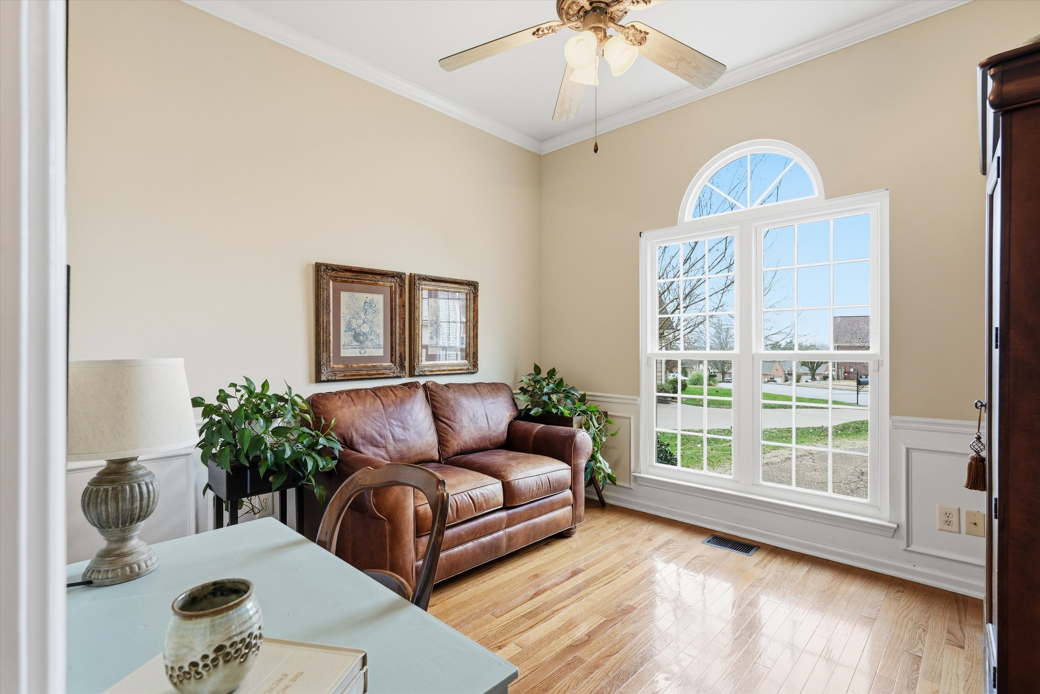 132 Windchase Run Hermitage, TN 37076 - Photo 23 of 38 a living room with furniture and a window