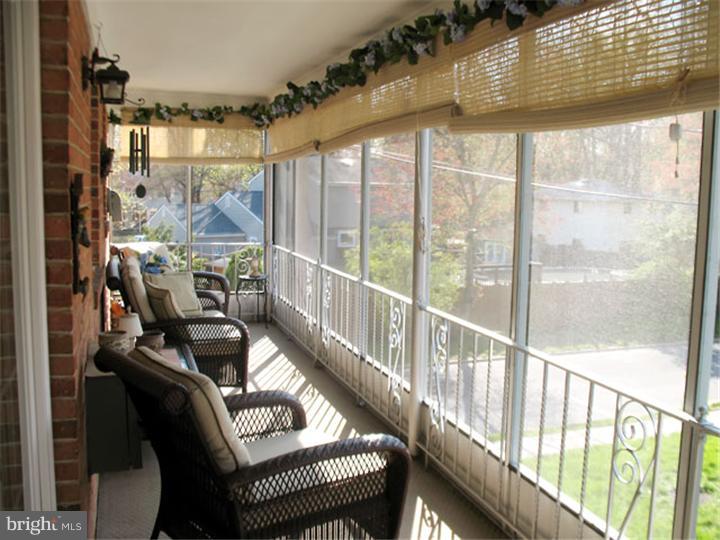 21 D Sunnybrook Road Stratford, NJ 08084 - Photo 3 of 10 Porch