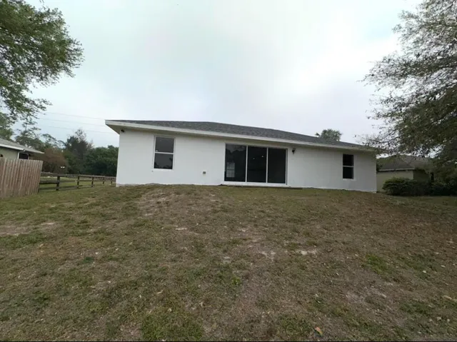 $2,000 | 9221 Buckingham Road, Fort Myers, FL 33905