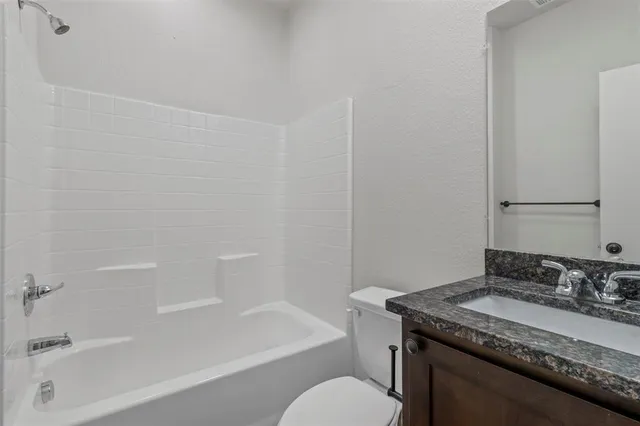 $1,300 | 818 Rose Street, Unit B, Denton, TX 76209