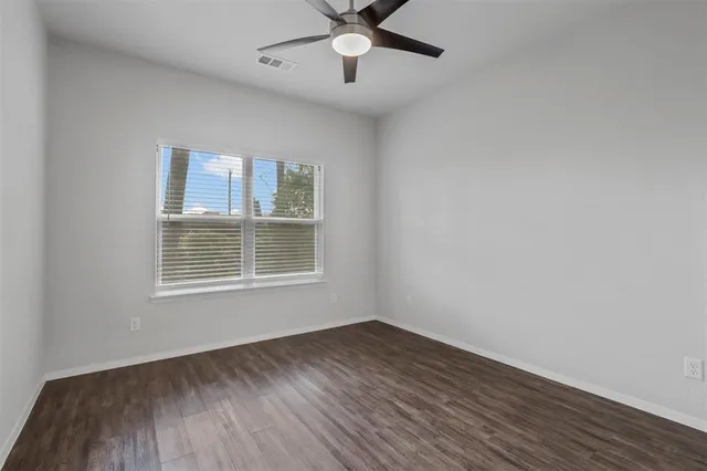 $1,300 | 818 Rose Street, Unit B, Denton, TX 76209