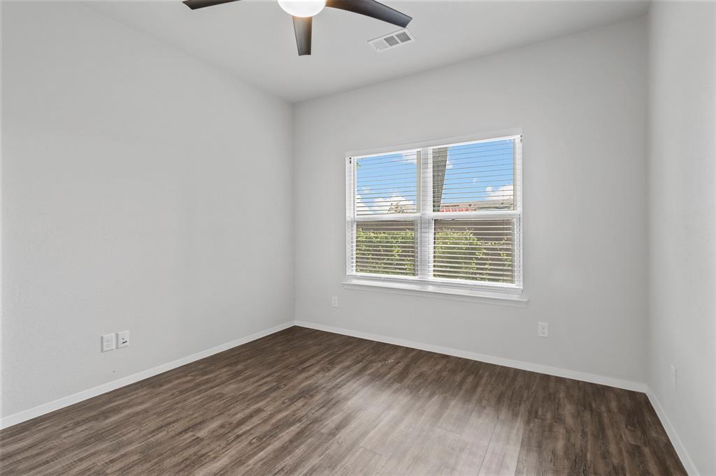 818 Rose Street, Unit B Denton, TX 76209 - Photo 13 of 16