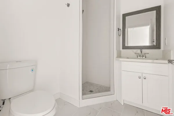 $4,303 | 2936 West Boulevard, Unit A, Los Angeles, CA 90016