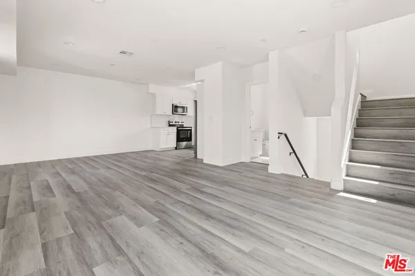 $4,303 | 2936 West Boulevard, Unit A, Los Angeles, CA 90016