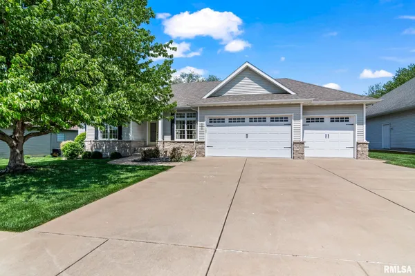 $499,900 | 3305 Cash River Road, Springfield, IL 62711