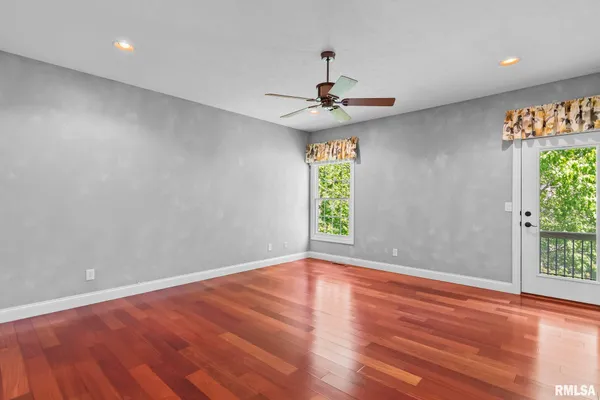 $499,900 | 3305 Cash River Road, Springfield, IL 62711