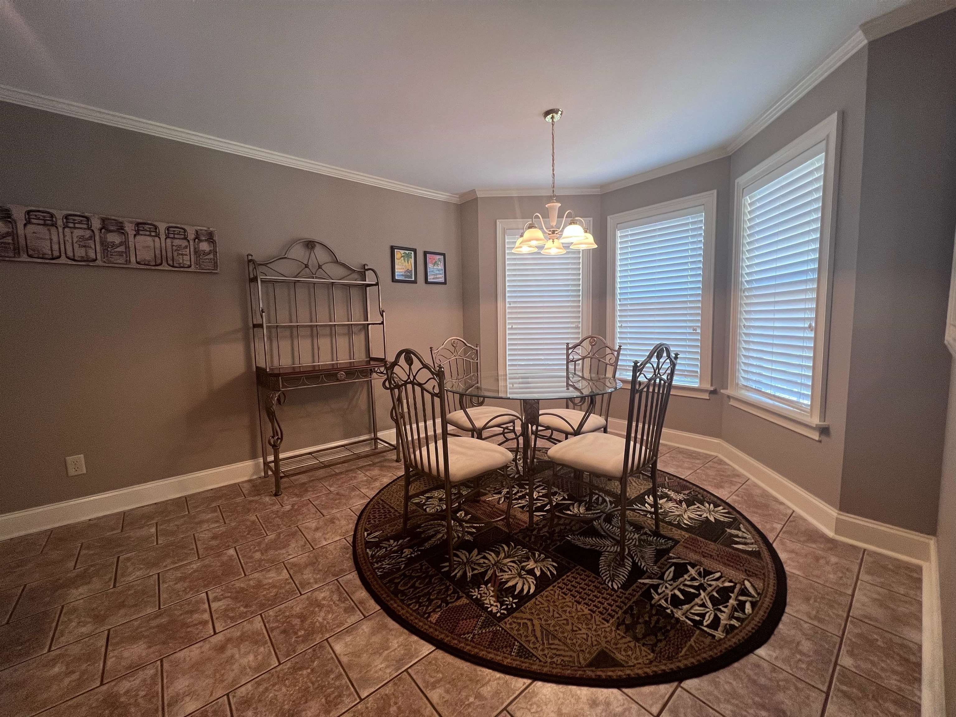 10 Patsy Path Iuka, MS 38852 - Photo 7 of 18 a view of a dining room with furniture and window