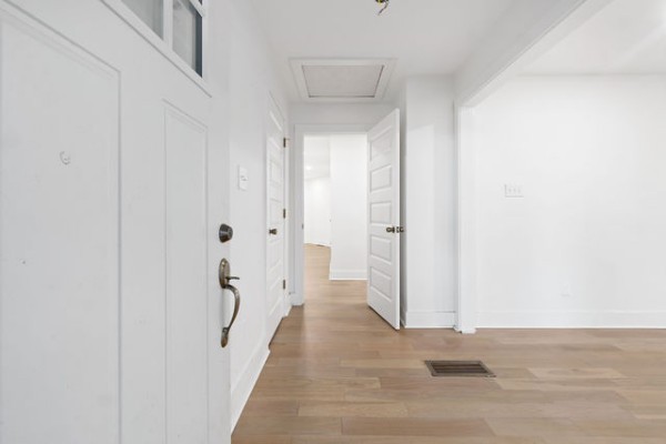 276 East Porters Bluff Road Clarksville, TN 37040 - Photo 19 of 41 a view of a bathroom with shower