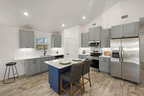 $269,000 | 200 Gladys Street, Lone Oak, TX 75453