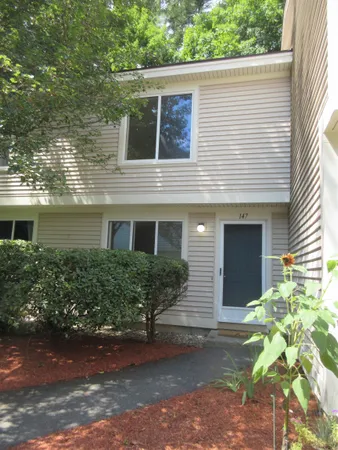 $250,000 | 147 Morningside Cmns, Brattleboro, VT 05301