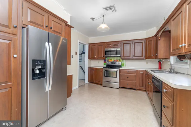 $339,900 | 514 Redwood Street, Harrisburg, PA 17109