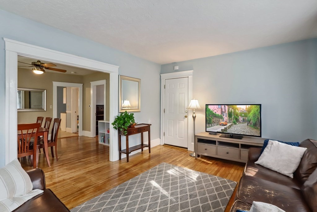 82 Brantwood Road Worcester, MA 01602 - Photo 6 of 28