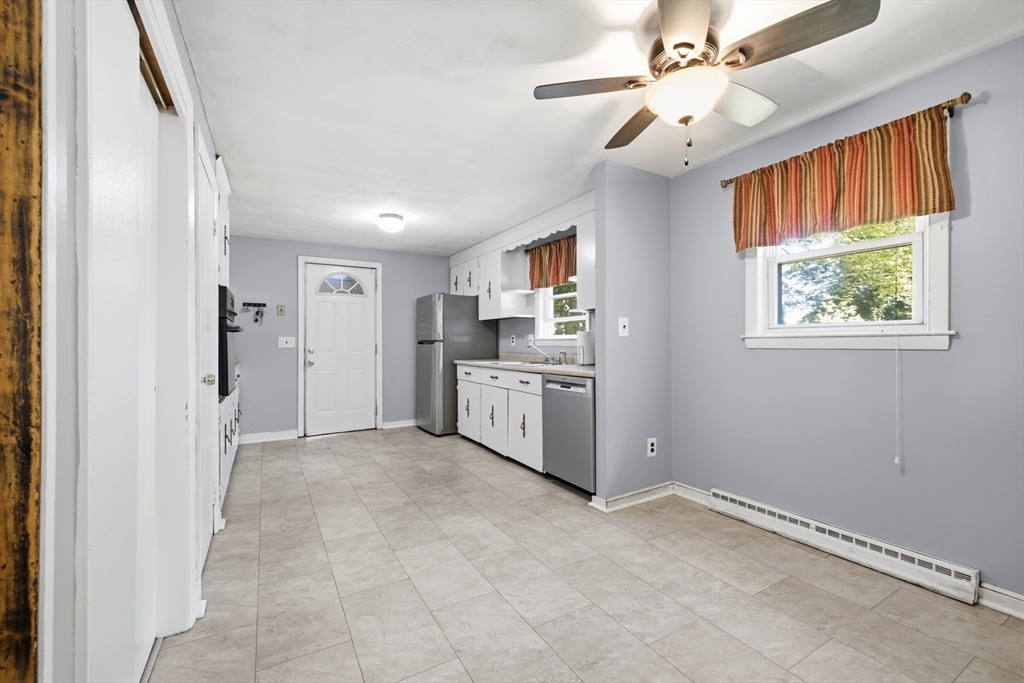 47 West Shore Road Holbrook, MA 02343 - Photo 8 of 30 Gallery Image 8