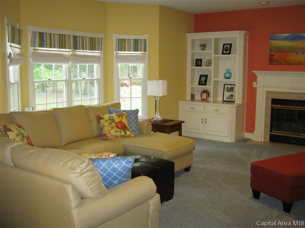 3905 Surry Pl Lane Springfield, IL 62711 - Photo 5 of 29