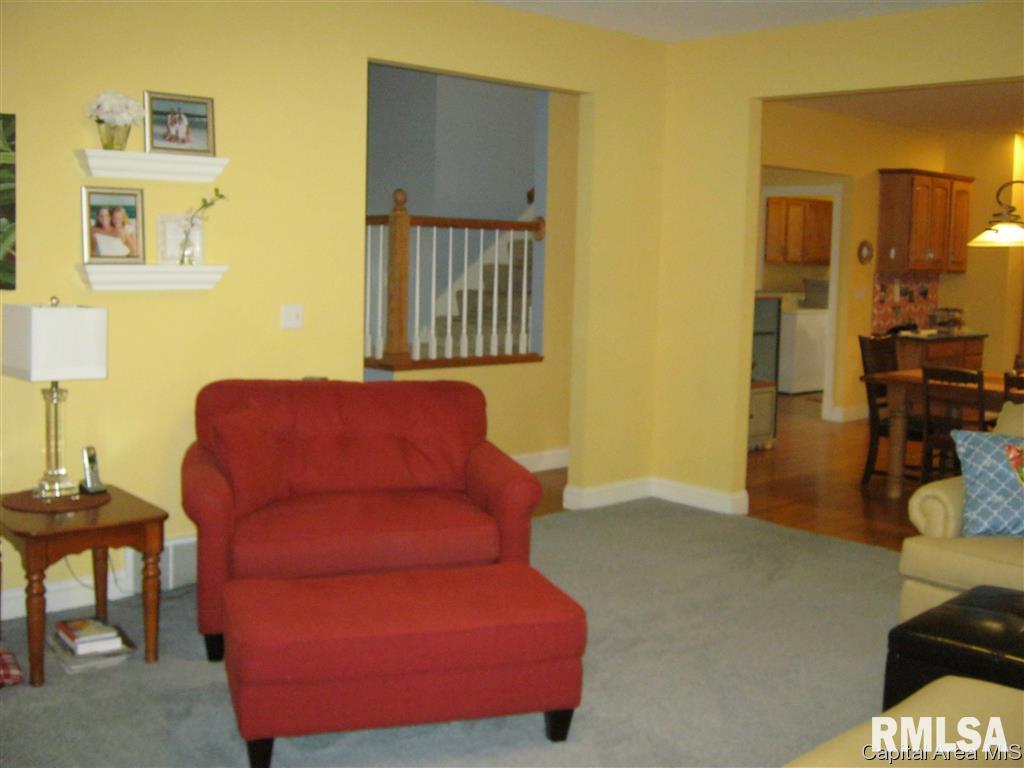 3905 Surry Pl Lane Springfield, IL 62711 - Photo 8 of 29