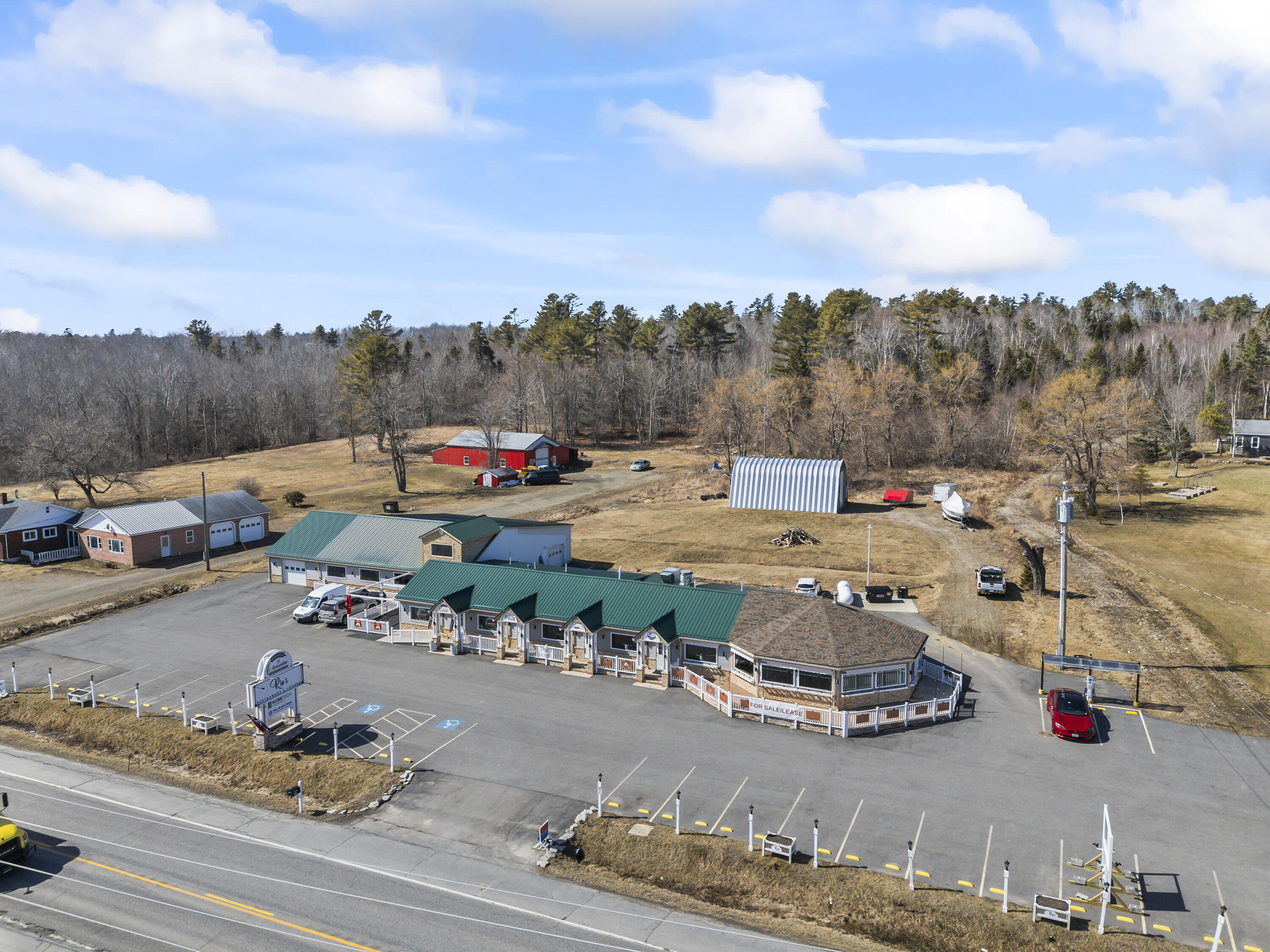 357 West Main Street Searsport, ME 04974 - Photo 2 of 60 357 West Main St_100a