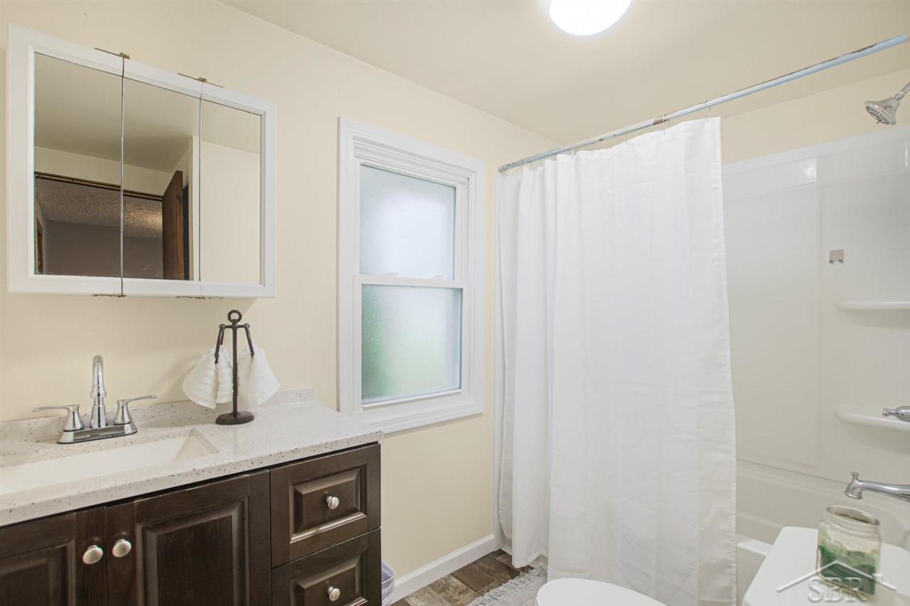 4420 East Laporte Road Freeland, MI 48623 - Photo 17 of 42 50059300-16.JPG