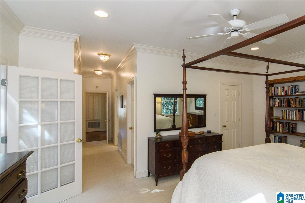 2028 Magnolia Ridge Drive Birmingham, AL 35243 - Photo 14 of 50