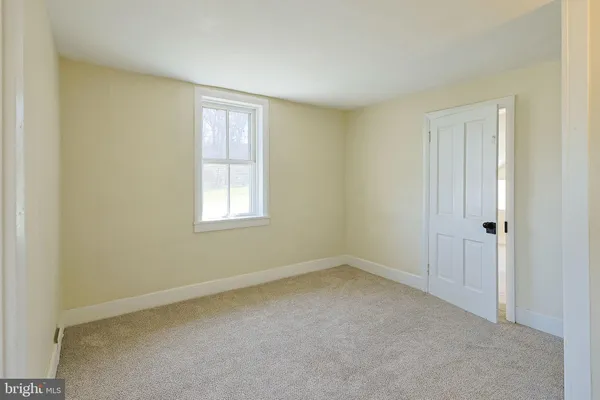 $305,000 | 5456 Vera Cruz Road, Emmaus, PA 18049