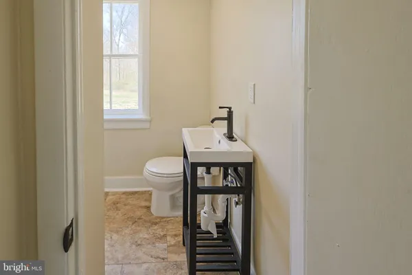 $305,000 | 5456 Vera Cruz Road, Emmaus, PA 18049